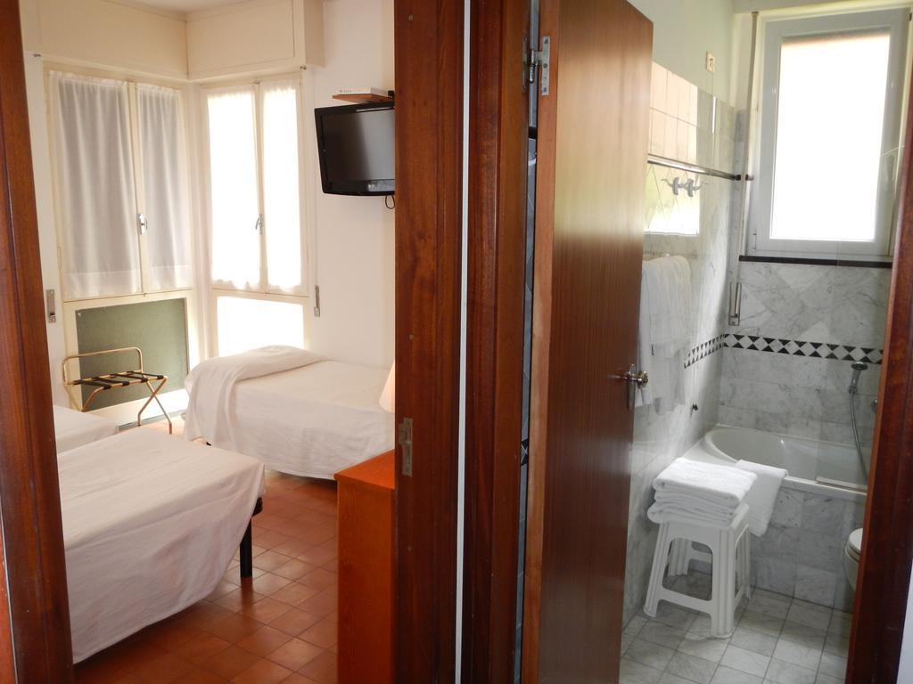 Hotel Miriam سيستري ليفانتي الغرفة الصورة